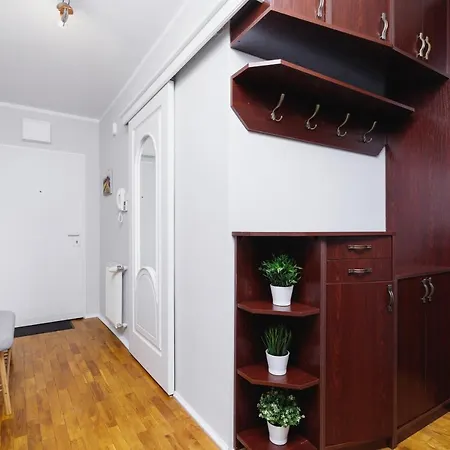 Modern Apartments Cracow Lagiewniki By Renters Apartment